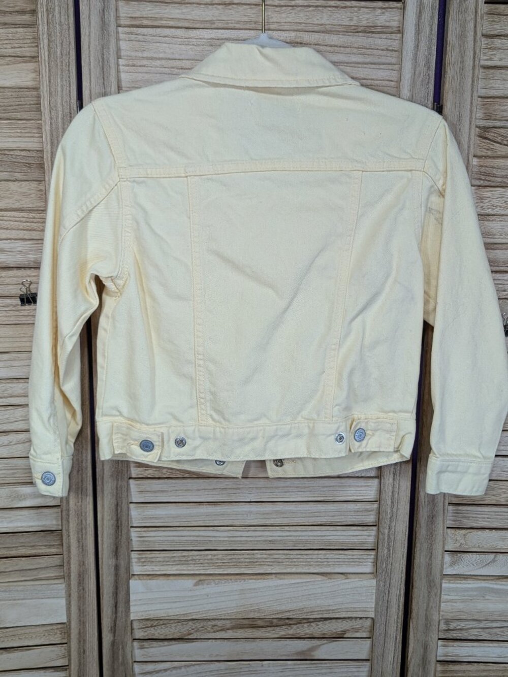Old Navy Pale Yellow Denim Jacket Size Medium (8) - Picture 10 of 10